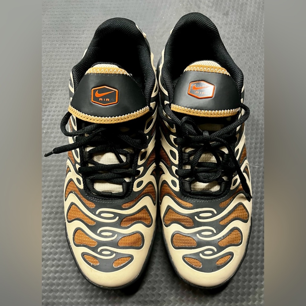 Nike Air Max Plus Drift